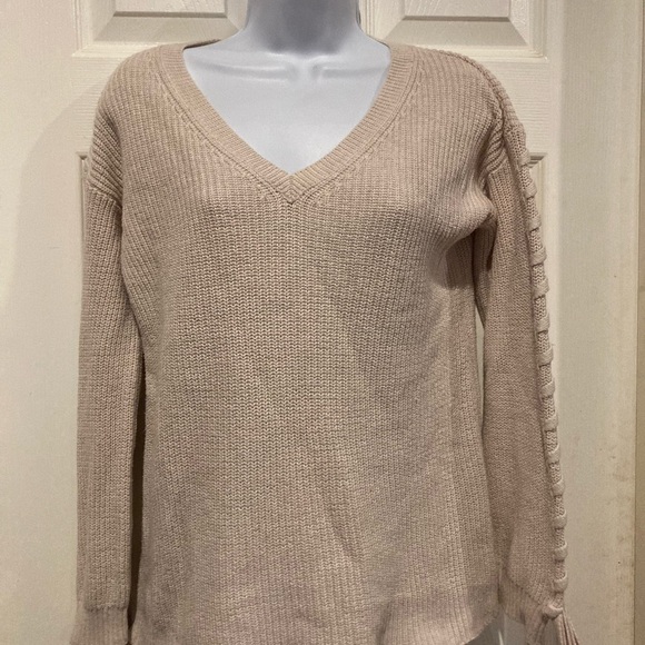 Ladies American Eagle Beige Braided Sweater - Picture 1 of 4